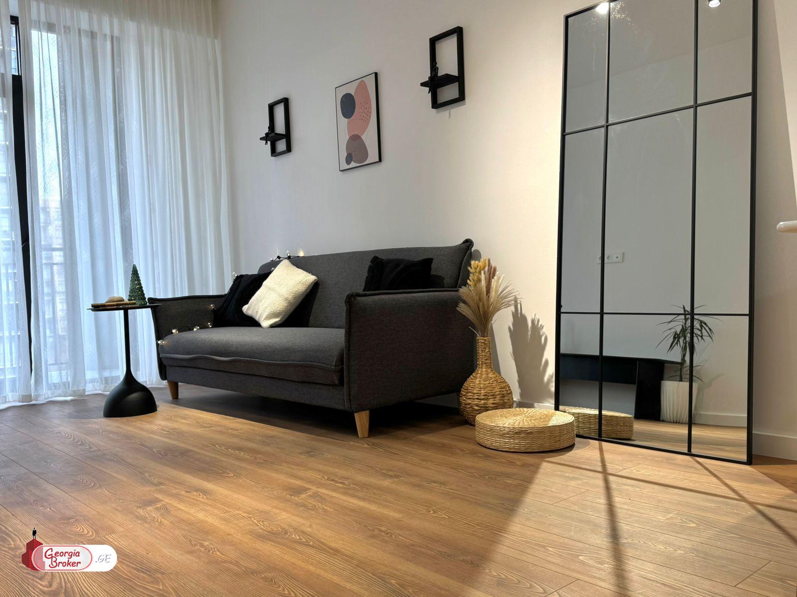 nearly repaired 2-room apartment for sale